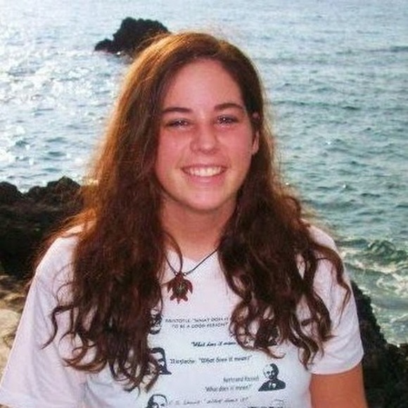 Meet your Posher, Carolyn - Picture 1 of 1